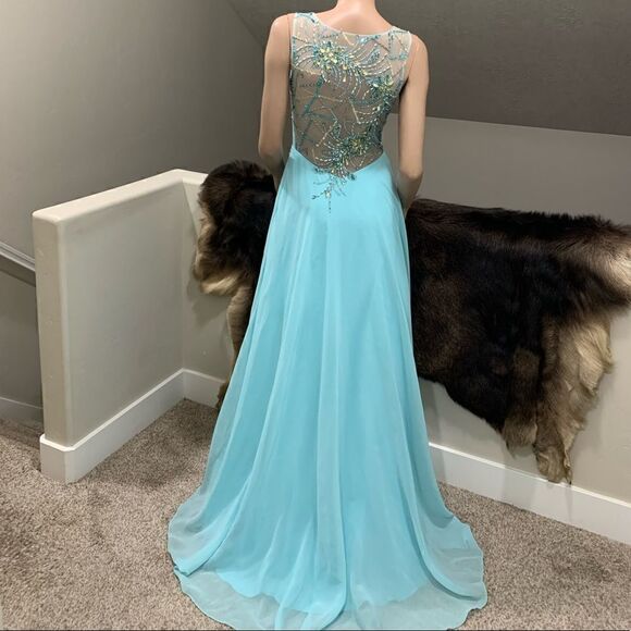 Charming Lace Applique with Beads & Sequins Evening Dress - Picture 12 of 15